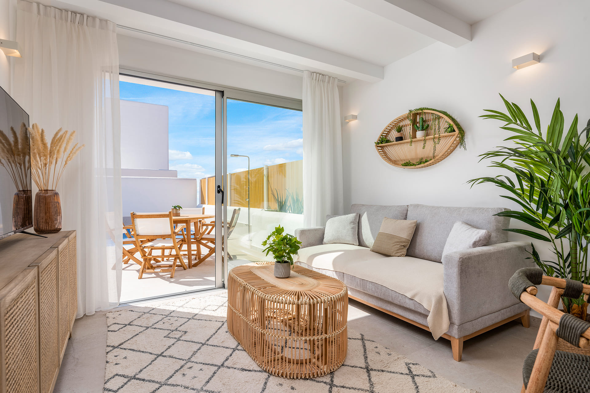 For sale - 3 Bedroom 2 Bathroom high-bungalow in Dolores - Dolores  - Alicante