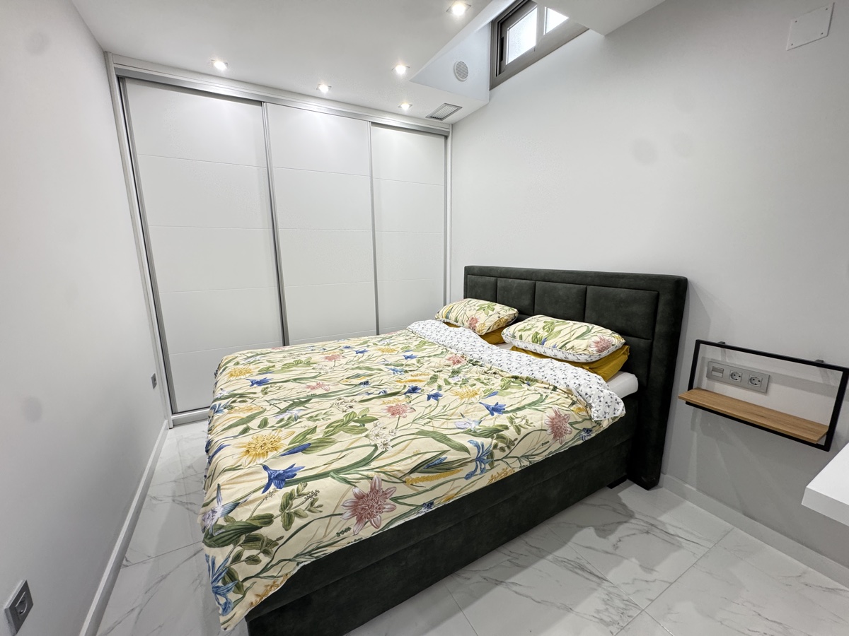 For sale - 4 Bedroom 4 Bathroom Villa in Villamartin - , Villamartin, Alicante, Spain - Alicante