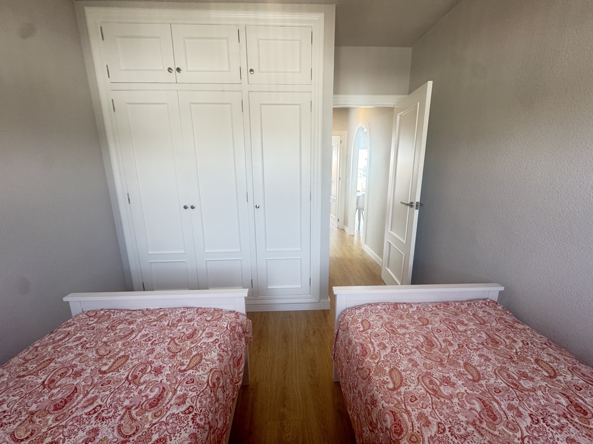 For sale - 2 Bedroom 1 Bathroom Apartment in Campoamor - , Campoamor, Alicante, Spain - Alicante