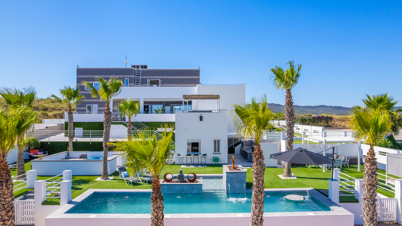 For sale - 5 Bedroom 5 Bathroom Villa in Torremendo - , Torremendo, Alicante, Spain - Alicante