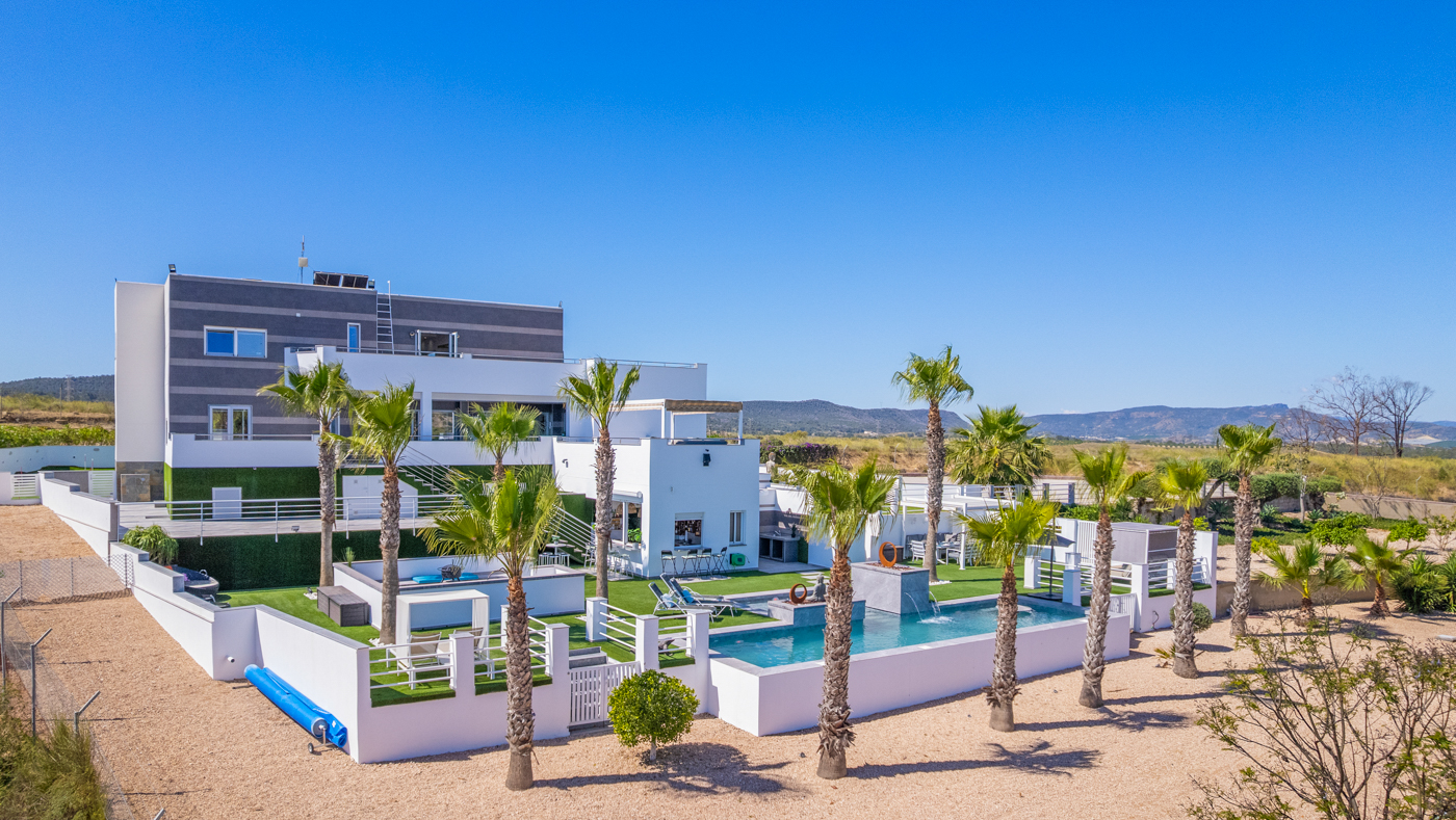 For sale - 5 Bedroom 5 Bathroom Villa in Torremendo - , Torremendo, Alicante, Spain - Alicante