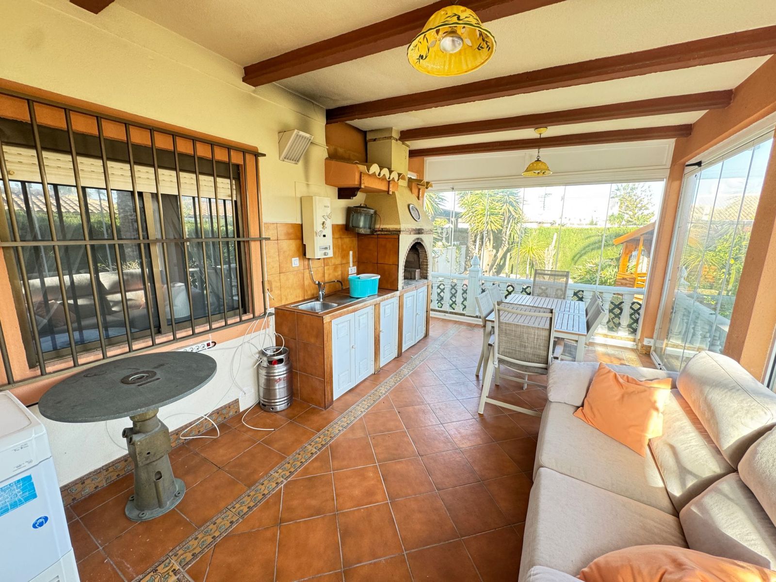 For sale - 3 Bedroom 2 Bathroom Villa in Cabo Roig - , Cabo Roig, Alicante, Spain - Alicante