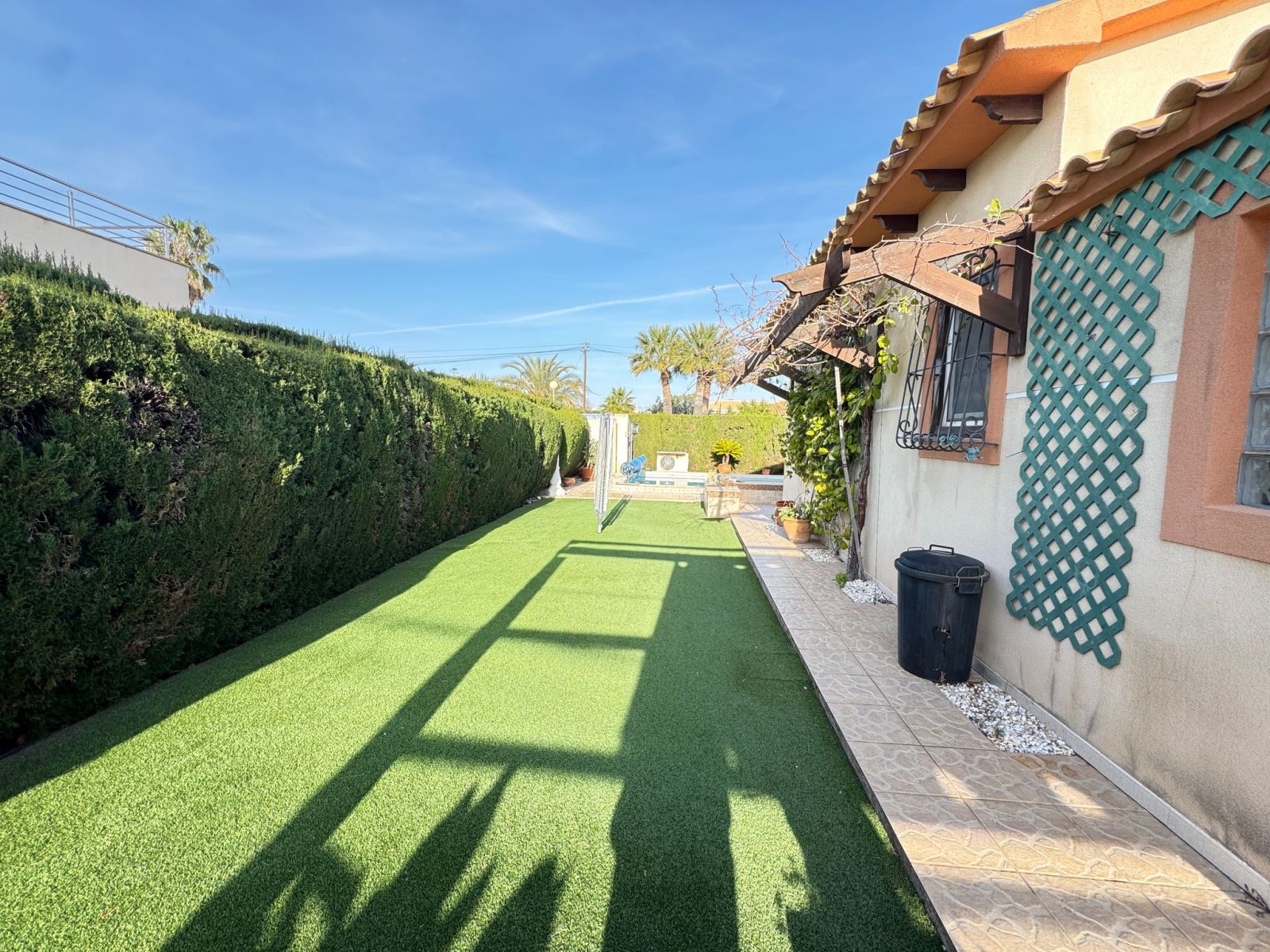 For sale - 3 Bedroom 2 Bathroom Villa in Cabo Roig - , Cabo Roig, Alicante, Spain - Alicante
