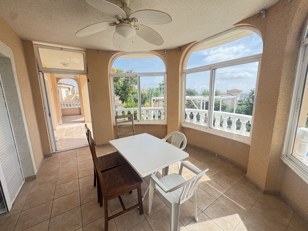 For sale - 3 Bedroom 3 Bathroom Villa in San Miguel De Salinas - , San Miguel De Salinas, Alicante, Spain - Alicante