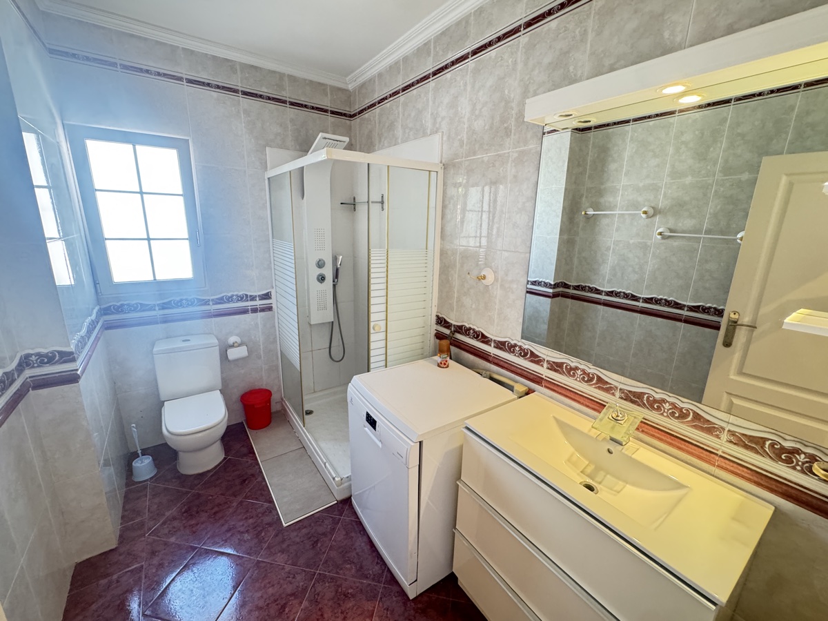 For sale - 3 Bedroom 3 Bathroom Villa in San Miguel De Salinas - , San Miguel De Salinas, Alicante, Spain - Alicante