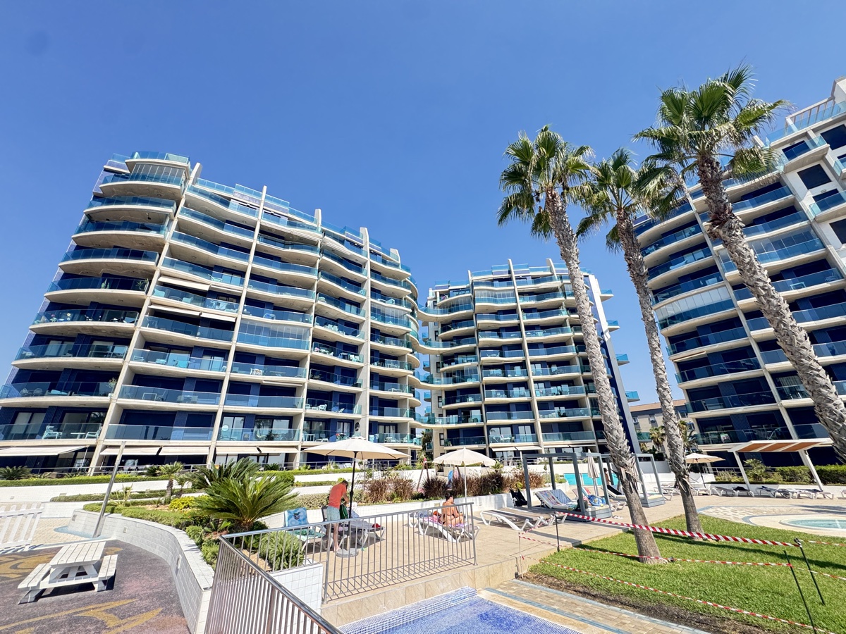 For sale - 2 Bedroom 2 Bathroom Apartment in Punta Prima - , Punta Prima, Alicante, Spain - Alicante