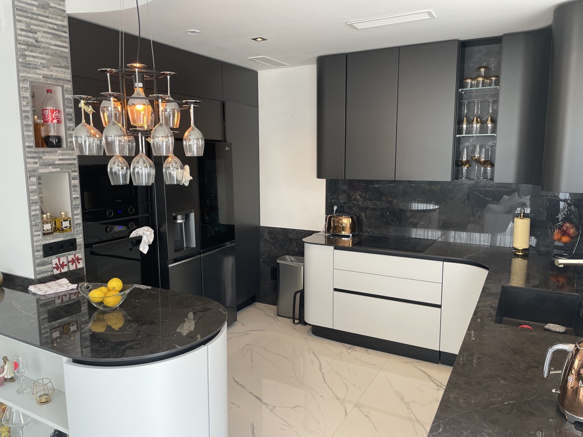 For sale - 4 Bedroom 4 Bathroom Villa in Los Balcones - , Los Balcones, Alicante, Spain - Alicante