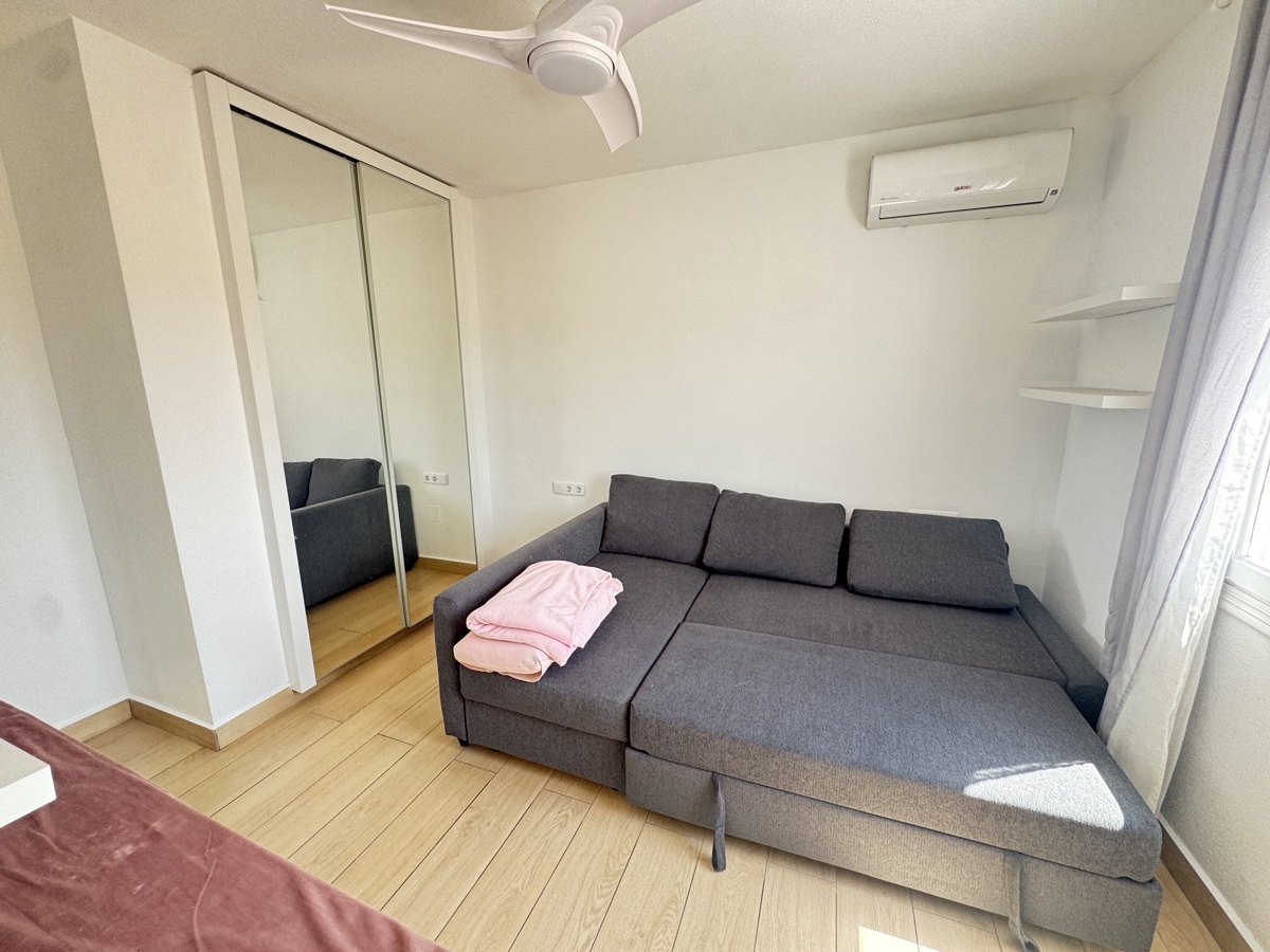 For sale - 5 Bedroom 2 Bathroom Villa in La Florida - , La Florida, Alicante, Spain - Alicante