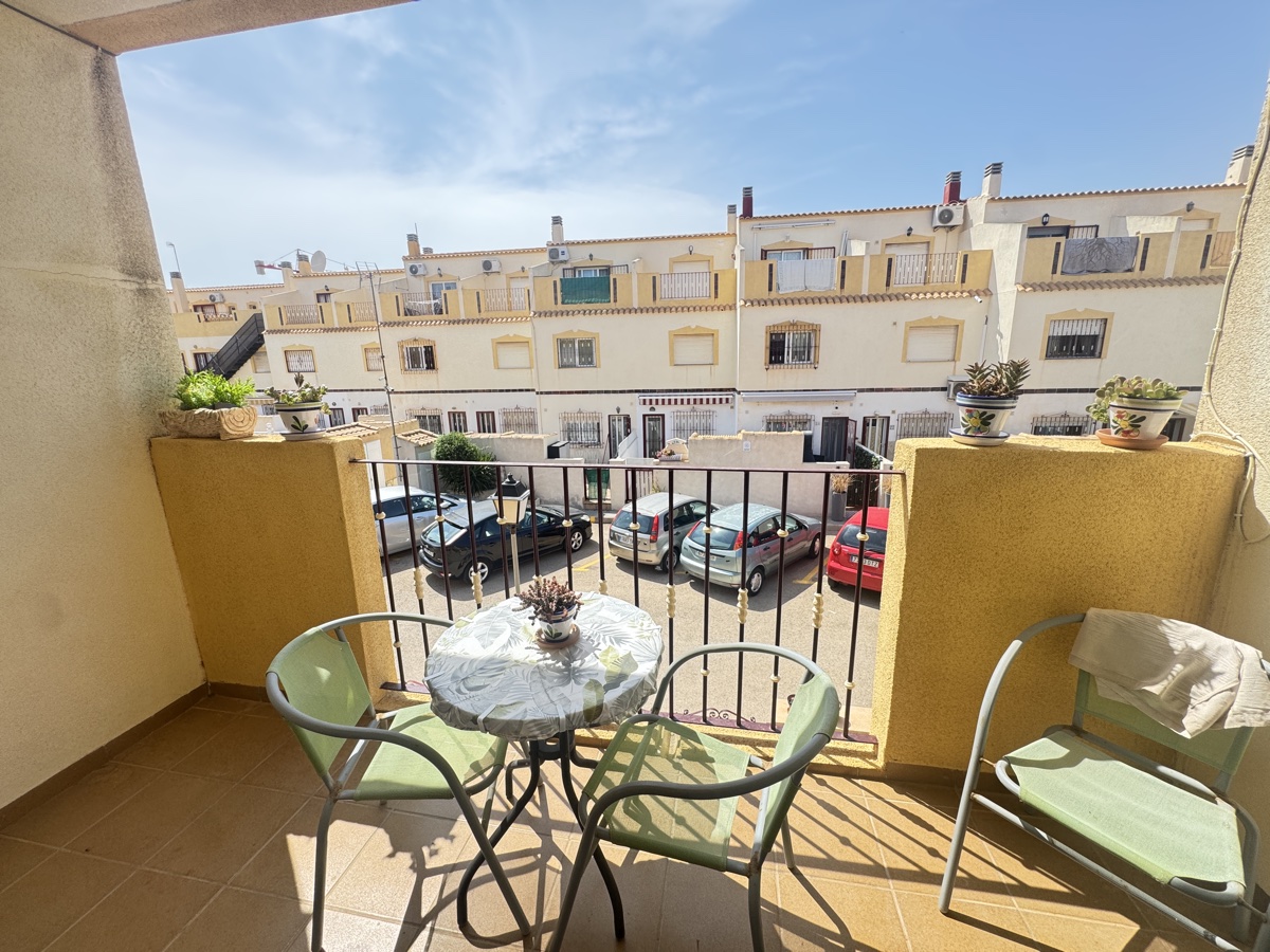 For sale - 3 Bedroom 3 Bathroom Townhouse in La Zenia - , La Zenia, Alicante, Spain - Alicante