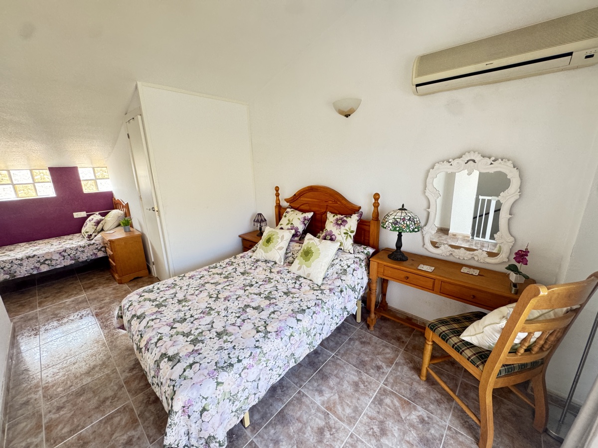 For sale - 3 Bedroom 3 Bathroom Townhouse in La Zenia - , La Zenia, Alicante, Spain - Alicante