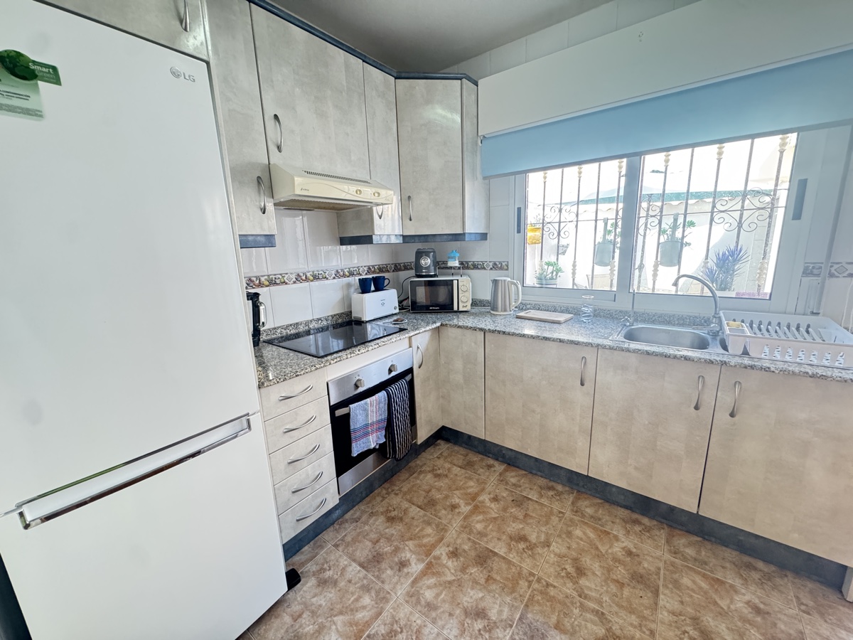 For sale - 3 Bedroom 3 Bathroom Townhouse in La Zenia - , La Zenia, Alicante, Spain - Alicante