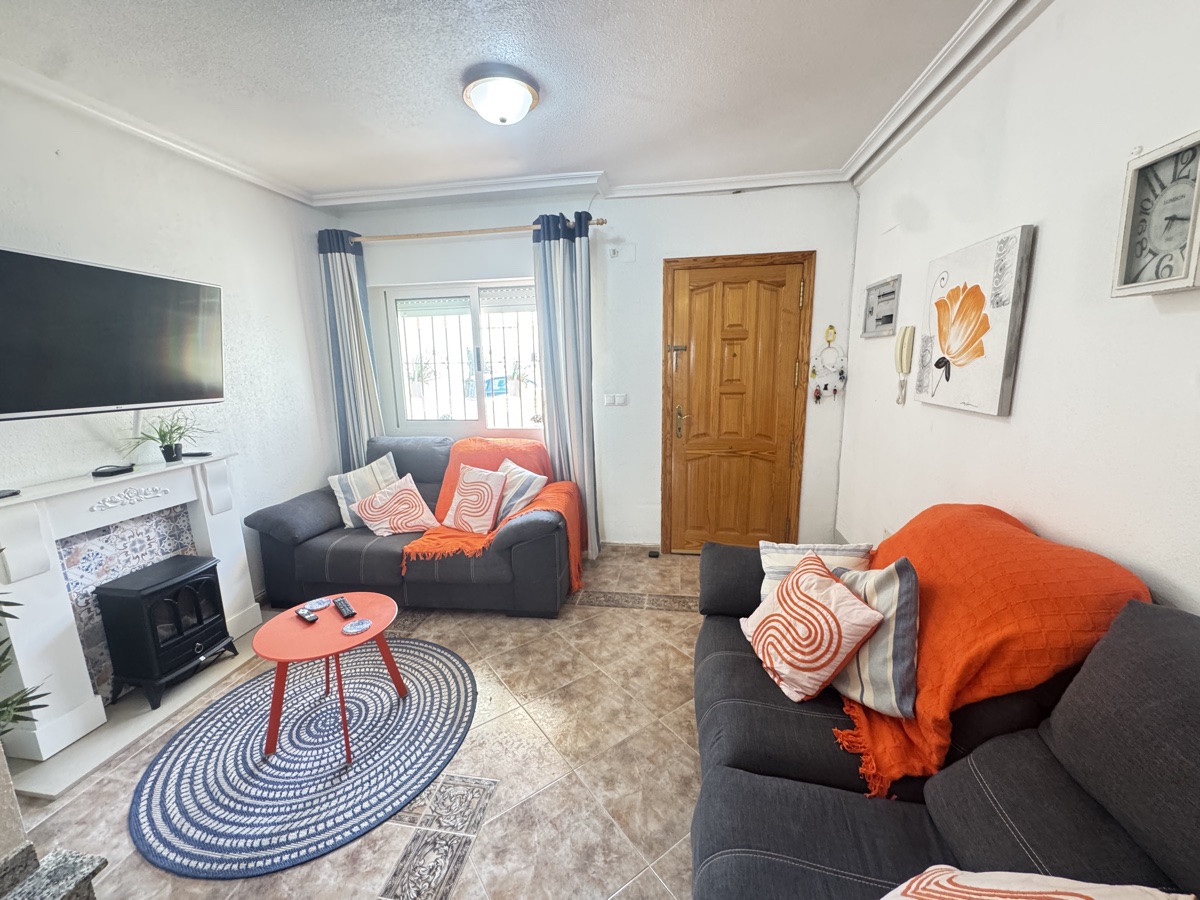 For sale - 3 Bedroom 3 Bathroom Townhouse in La Zenia - , La Zenia, Alicante, Spain - Alicante