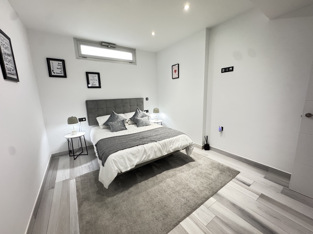 For sale - 4 Bedroom 4 Bathroom Villa in Lomas de Cabo Roig - , Lomas de Cabo Roig, Alicante, Spain - Alicante