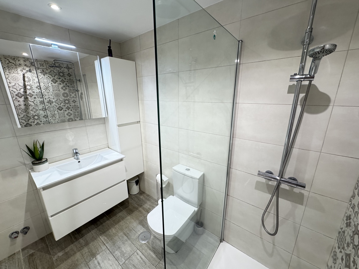 For sale - 2 Bedroom 2 Bathroom Apartment in La Zenia - , La Zenia, Alicante, Spain - Alicante