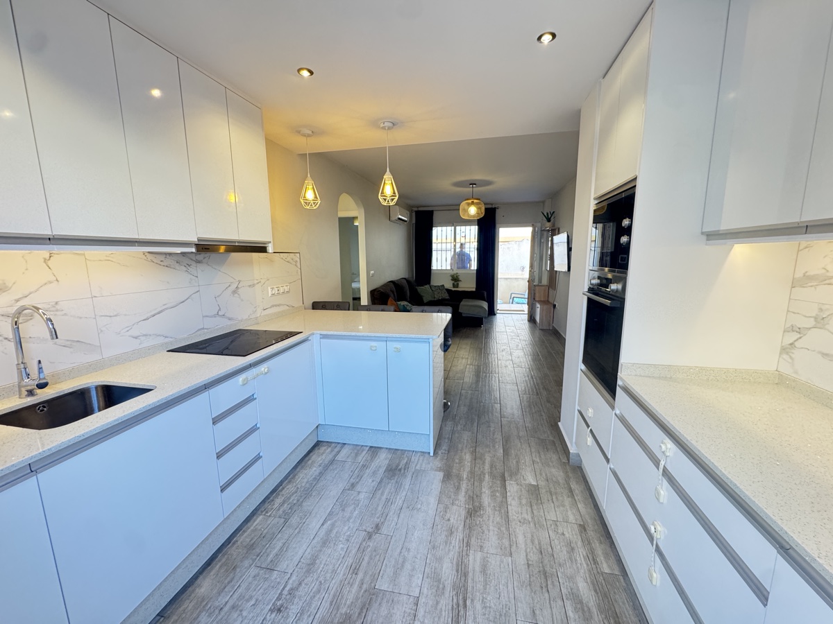 For sale - 2 Bedroom 2 Bathroom Apartment in La Zenia - , La Zenia, Alicante, Spain - Alicante