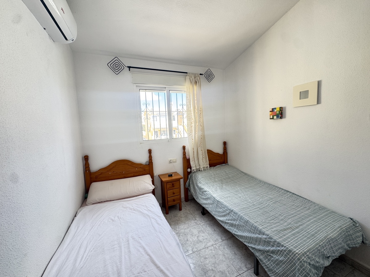 For sale - 2 Bedroom 1 Bathroom Apartment in Villamartin - , Villamartin, Alicante, Spain - Alicante