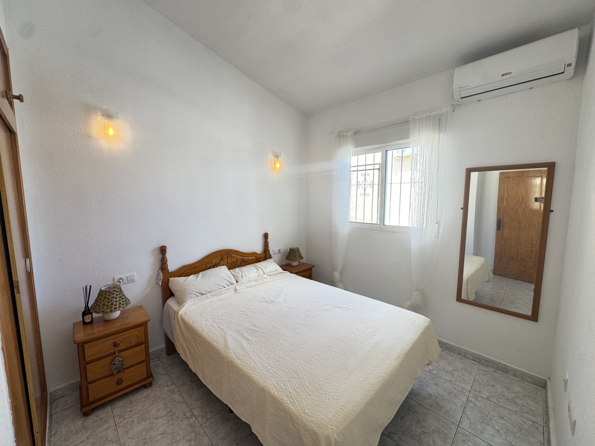 For sale - 2 Bedroom 1 Bathroom Apartment in Villamartin - , Villamartin, Alicante, Spain - Alicante