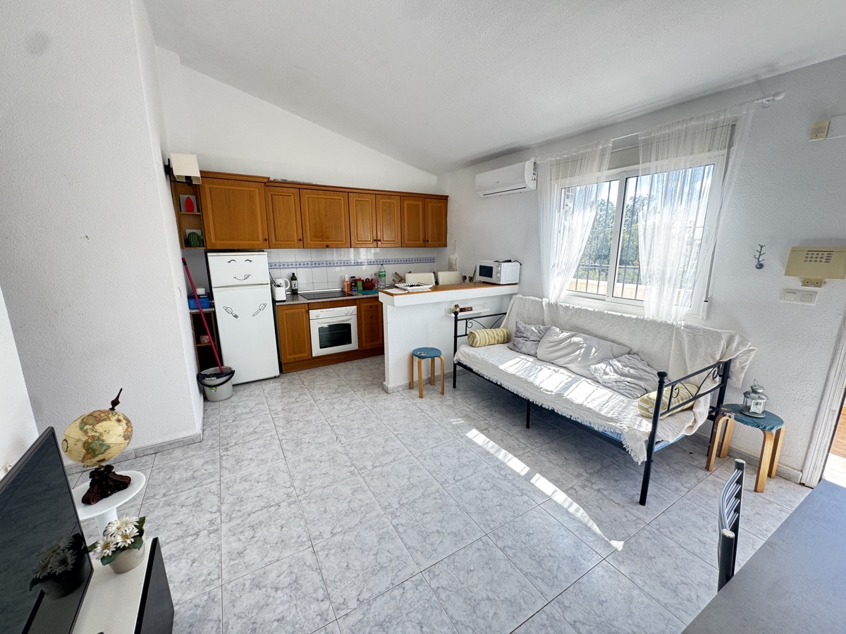 For sale - 2 Bedroom 1 Bathroom Apartment in Villamartin - , Villamartin, Alicante, Spain - Alicante