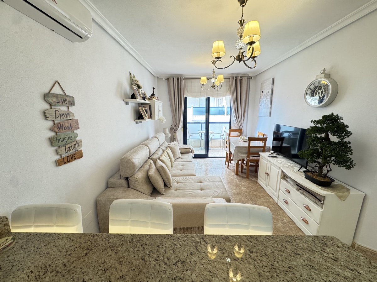 For sale - 2 Bedroom 1 Bathroom Apartment in Cabo Roig - , Cabo Roig, Alicante, Spain - Alicante