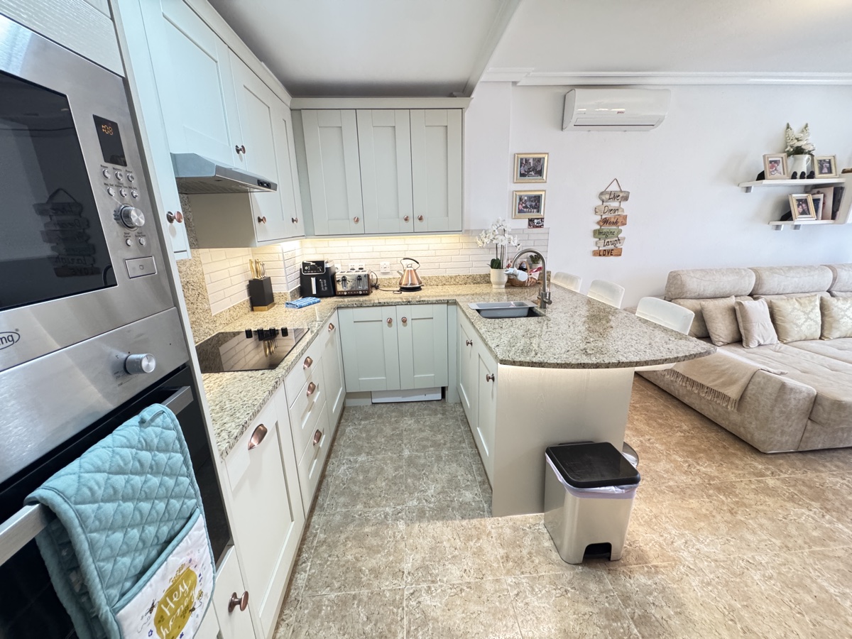For sale - 2 Bedroom 1 Bathroom Apartment in Cabo Roig - , Cabo Roig, Alicante, Spain - Alicante