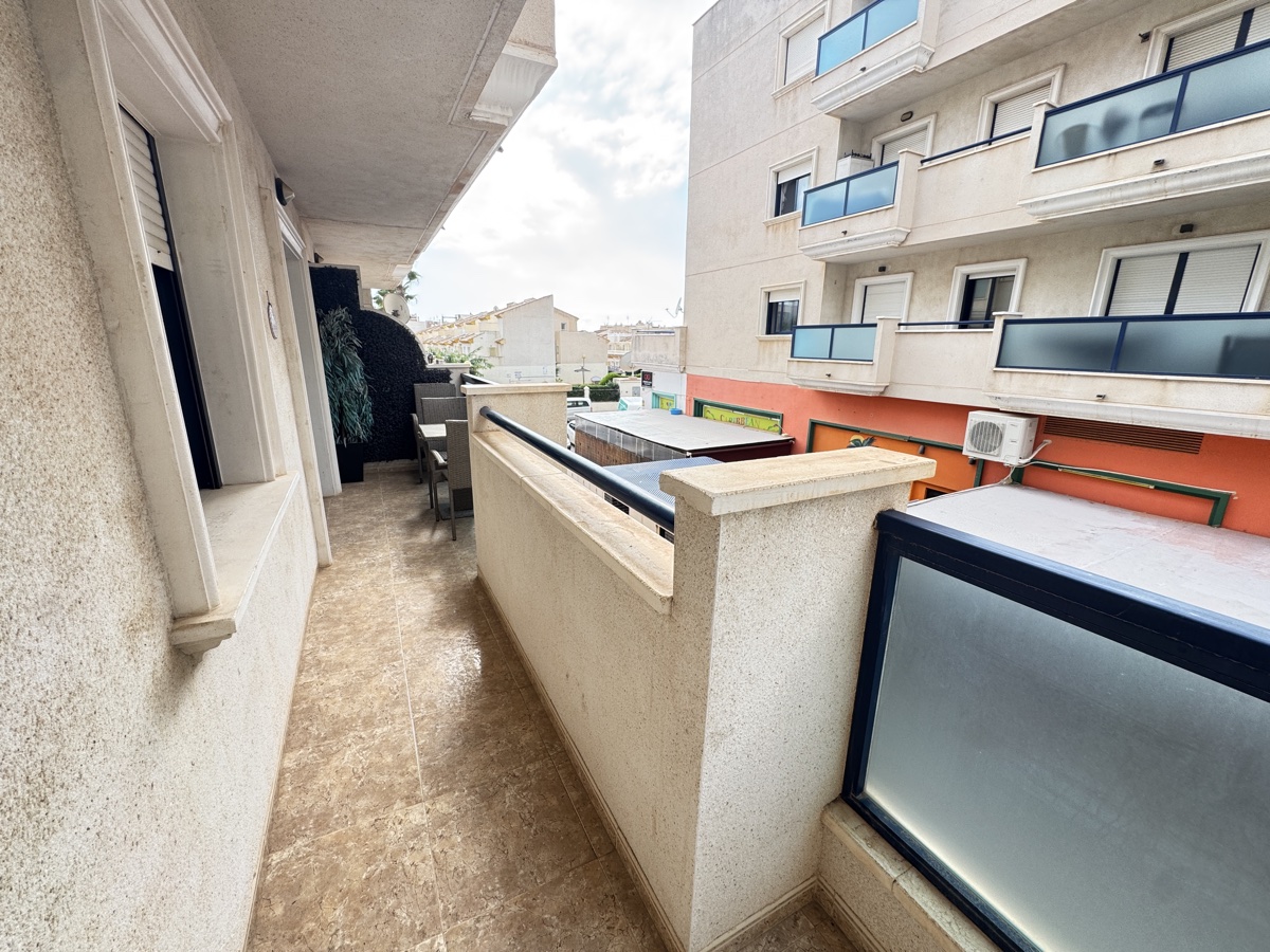 For sale - 2 Bedroom 1 Bathroom Apartment in Cabo Roig - , Cabo Roig, Alicante, Spain - Alicante