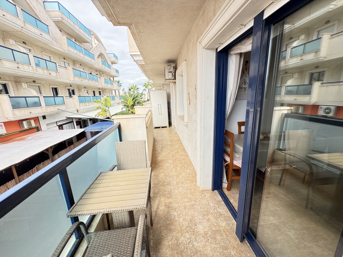 For sale - 2 Bedroom 1 Bathroom Apartment in Cabo Roig - , Cabo Roig, Alicante, Spain - Alicante