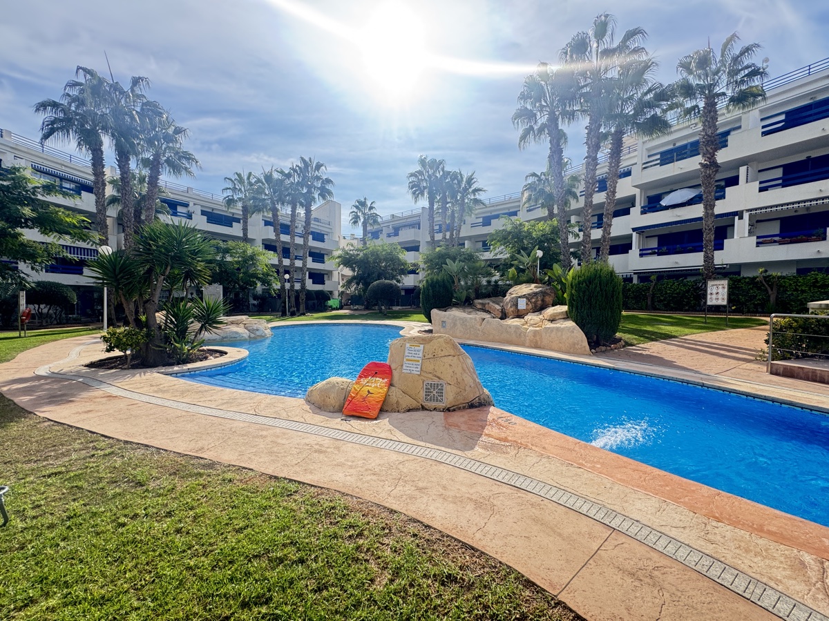 For sale - 2 Bedroom 2 Bathroom Apartment in Playa Flamenca - , Playa Flamenca, Alicante, Spain - Alicante