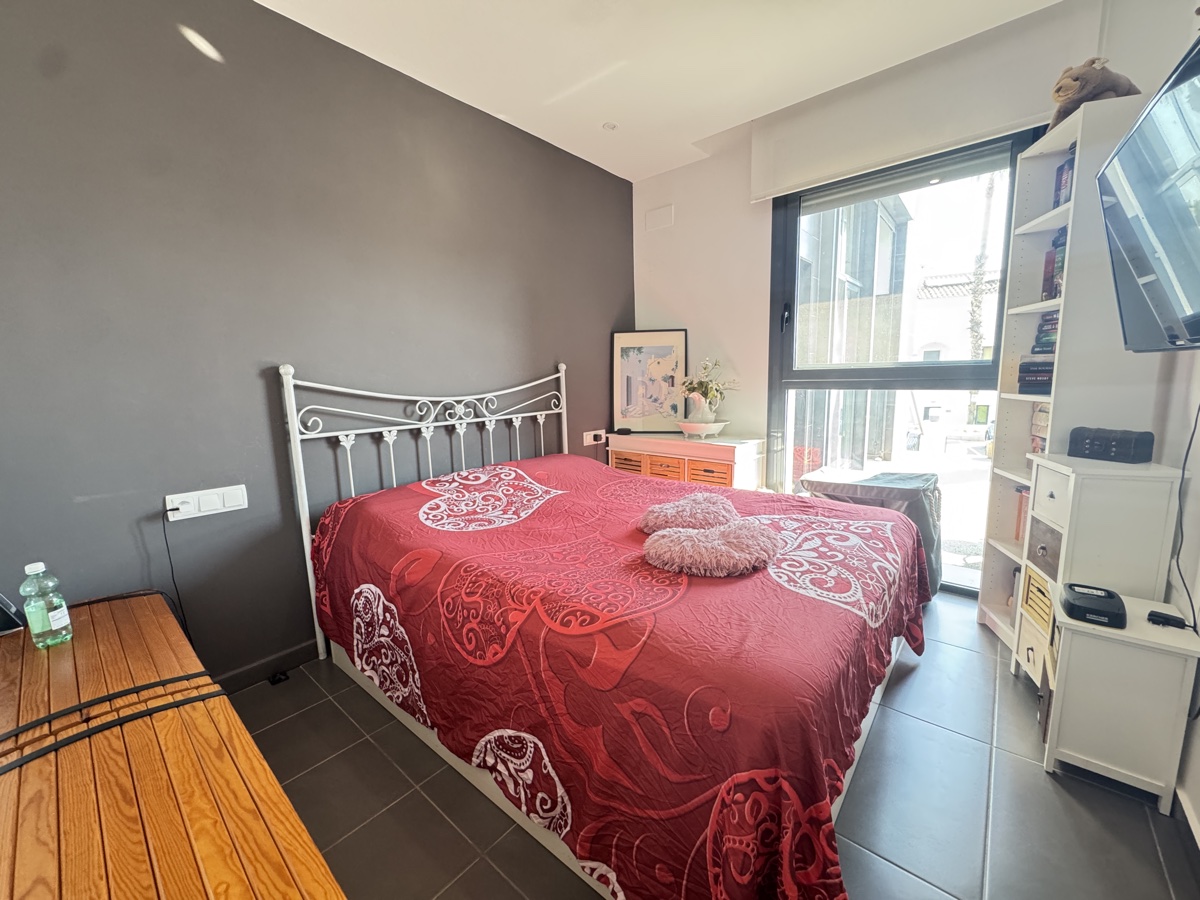 For sale - 2 Bedroom 2 Bathroom Bungalow in Villamartin - , Villamartin, Alicante, Spain - Alicante