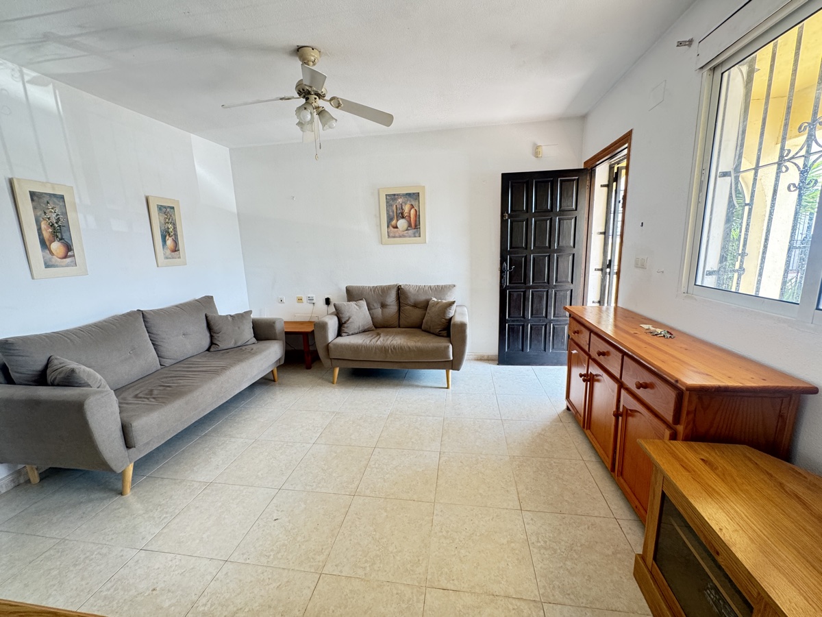 For sale - 2 Bedroom 1 Bathroom Apartment in Villamartin - , Villamartin, Alicante, Spain - Alicante