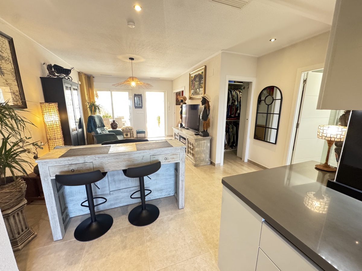 For sale - 2 Bedroom 2 Bathroom Apartment in Villamartin - , Villamartin, Alicante, Spain - Alicante