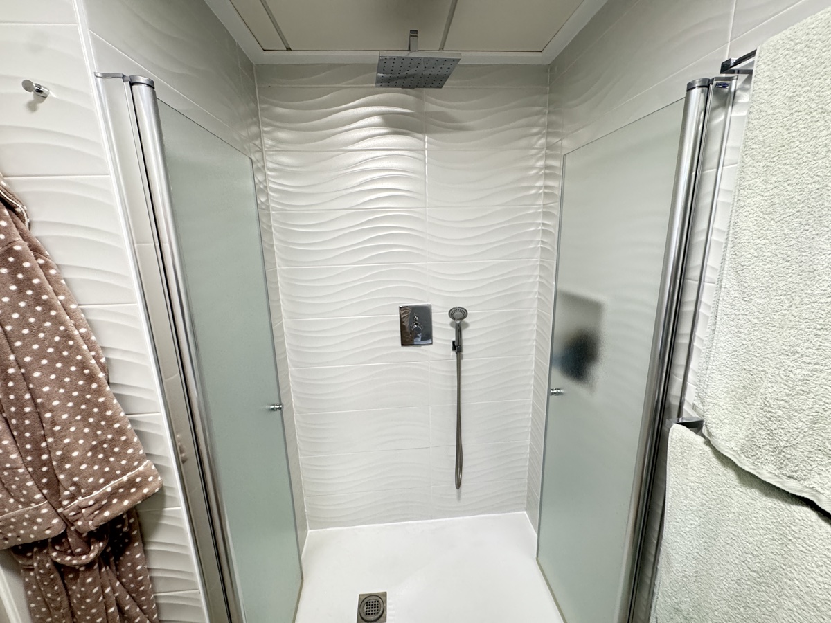 For sale - 2 Bedroom 2 Bathroom Apartment in Villamartin - , Villamartin, Alicante, Spain - Alicante