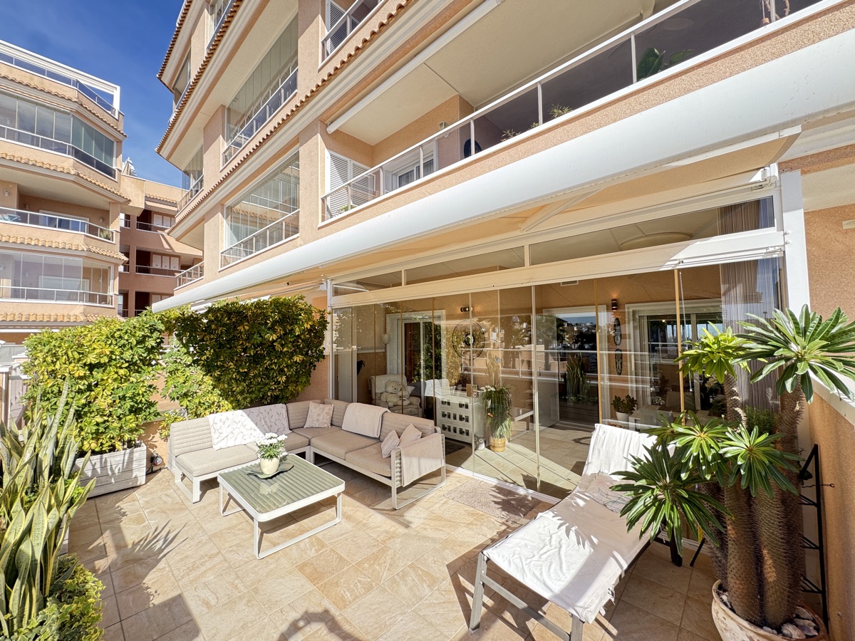 For sale - 2 Bedroom 2 Bathroom Apartment in Villamartin - , Villamartin, Alicante, Spain - Alicante