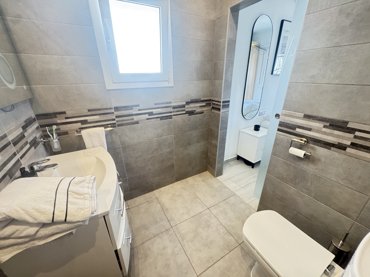 For sale - 2 Bedroom 2 Bathroom Villa in Blue Lagoon - , Blue Lagoon, Alicante, Spain - Alicante