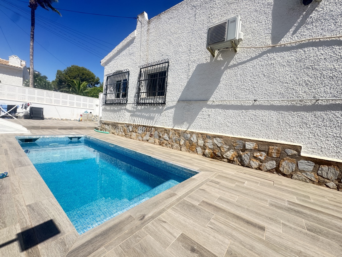 For sale - 2 Bedroom 2 Bathroom Villa in Blue Lagoon - , Blue Lagoon, Alicante, Spain - Alicante