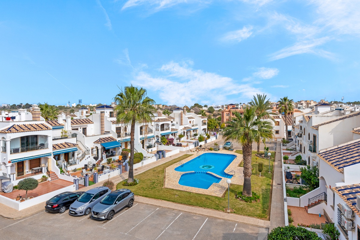 For sale - 2 Bedroom 2 Bathroom Apartment in Villamartin - , Villamartin, Alicante, Spain - Alicante