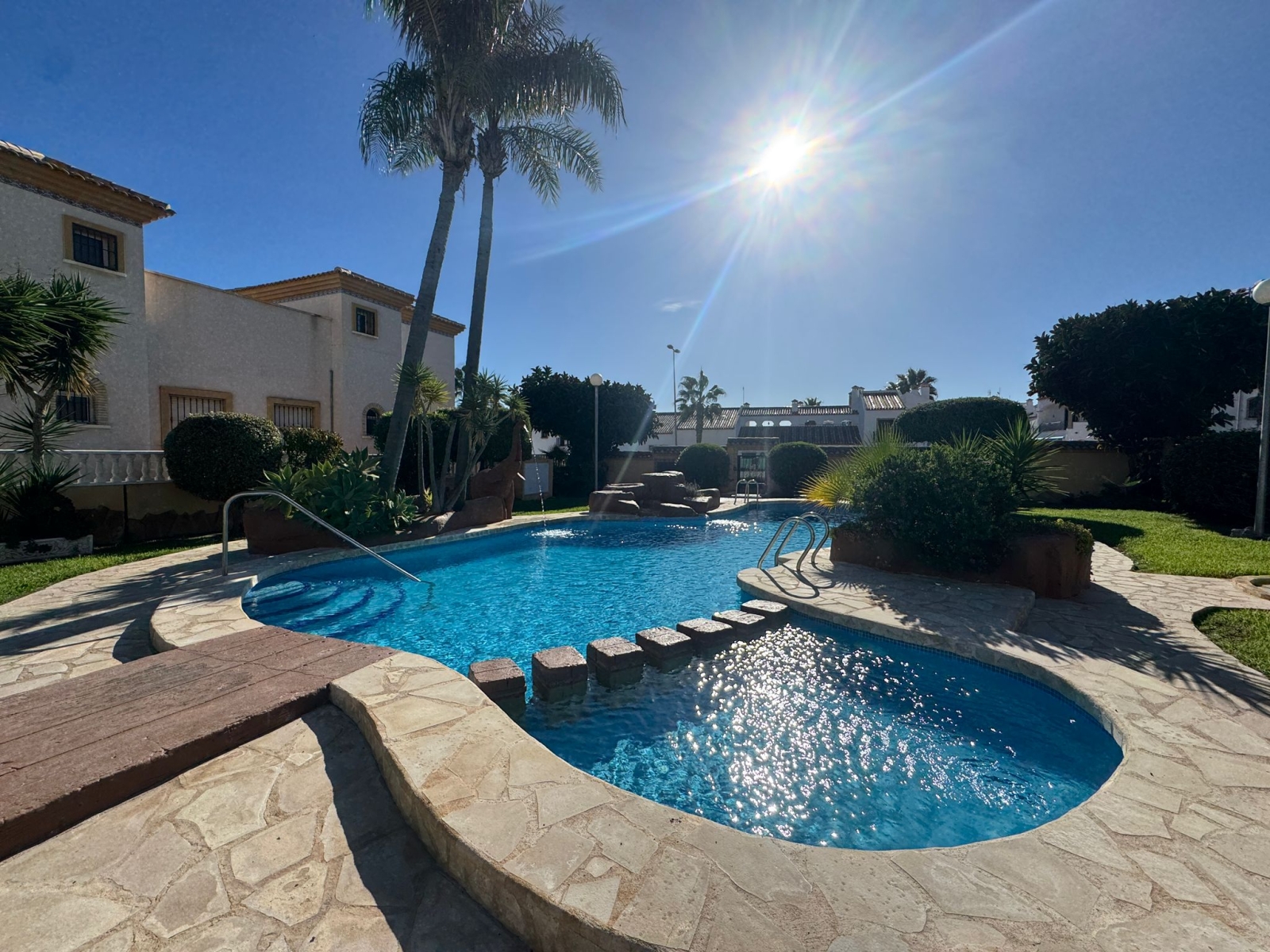 For sale - 3 Bedroom 2 Bathroom Quad in Villamartin - , Villamartin, Alicante, Spain - Alicante