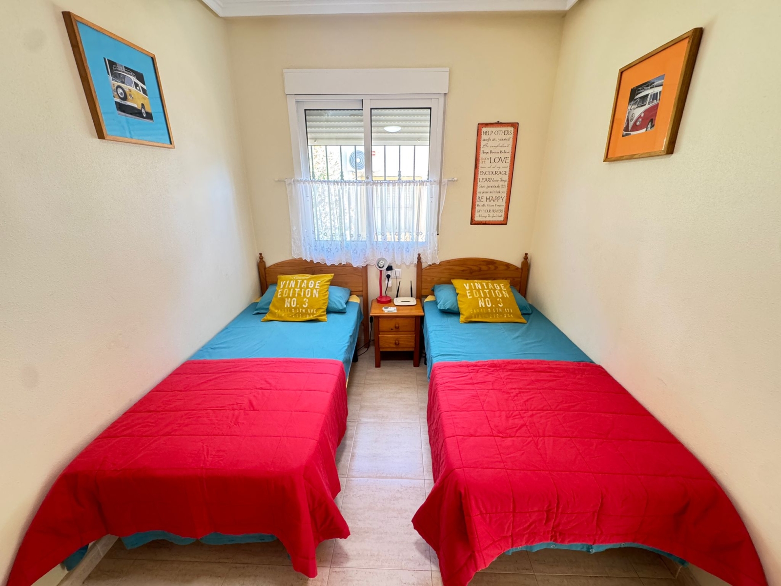 For sale - 3 Bedroom 2 Bathroom Quad in Villamartin - , Villamartin, Alicante, Spain - Alicante