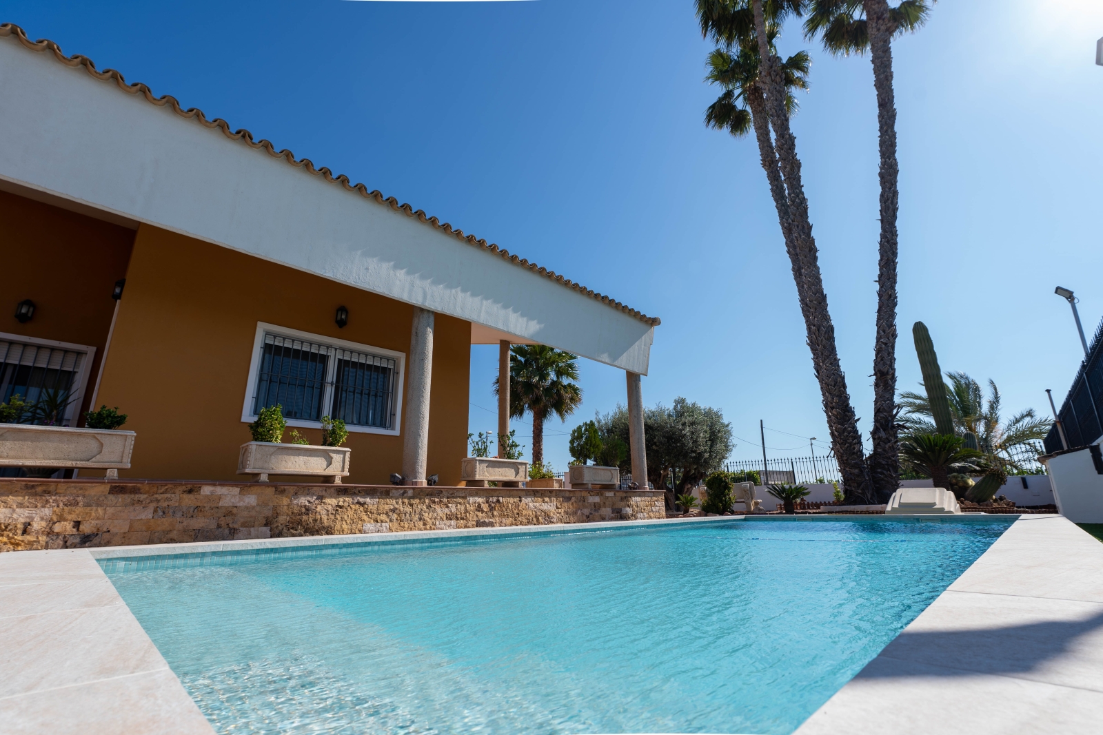 For sale - 5 Bedroom 3 Bathroom Finca in Orihuela - , Orihuela, Alicante, Spain - Alicante
