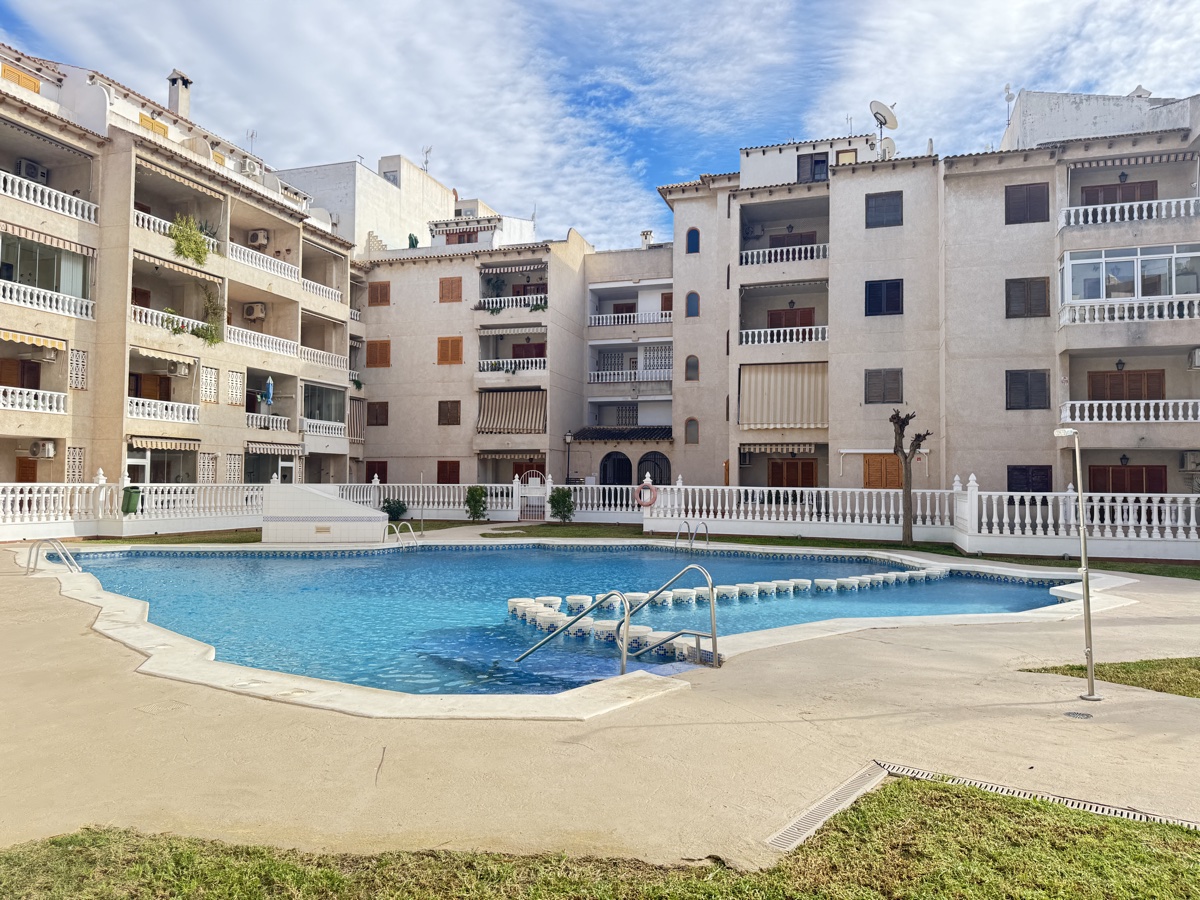 For sale - 2 Bedroom 2 Bathroom Apartment in Torrevieja - , Torrevieja, Alicante, Spain - Alicante