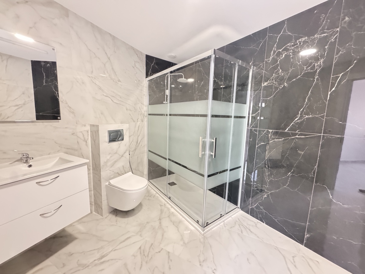 For sale - 2 Bedroom 2 Bathroom Apartment in Torrevieja - , Torrevieja, Alicante, Spain - Alicante