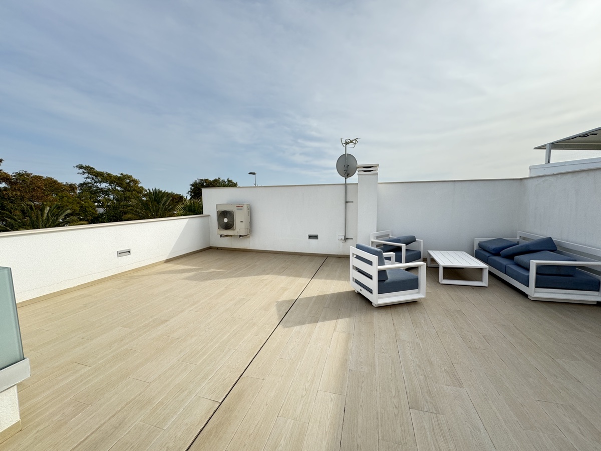 For sale - 3 Bedroom 2 Bathroom Villa in Pilar De La Horadada - , Pilar De La Horadada, Alicante, Spain - Alicante