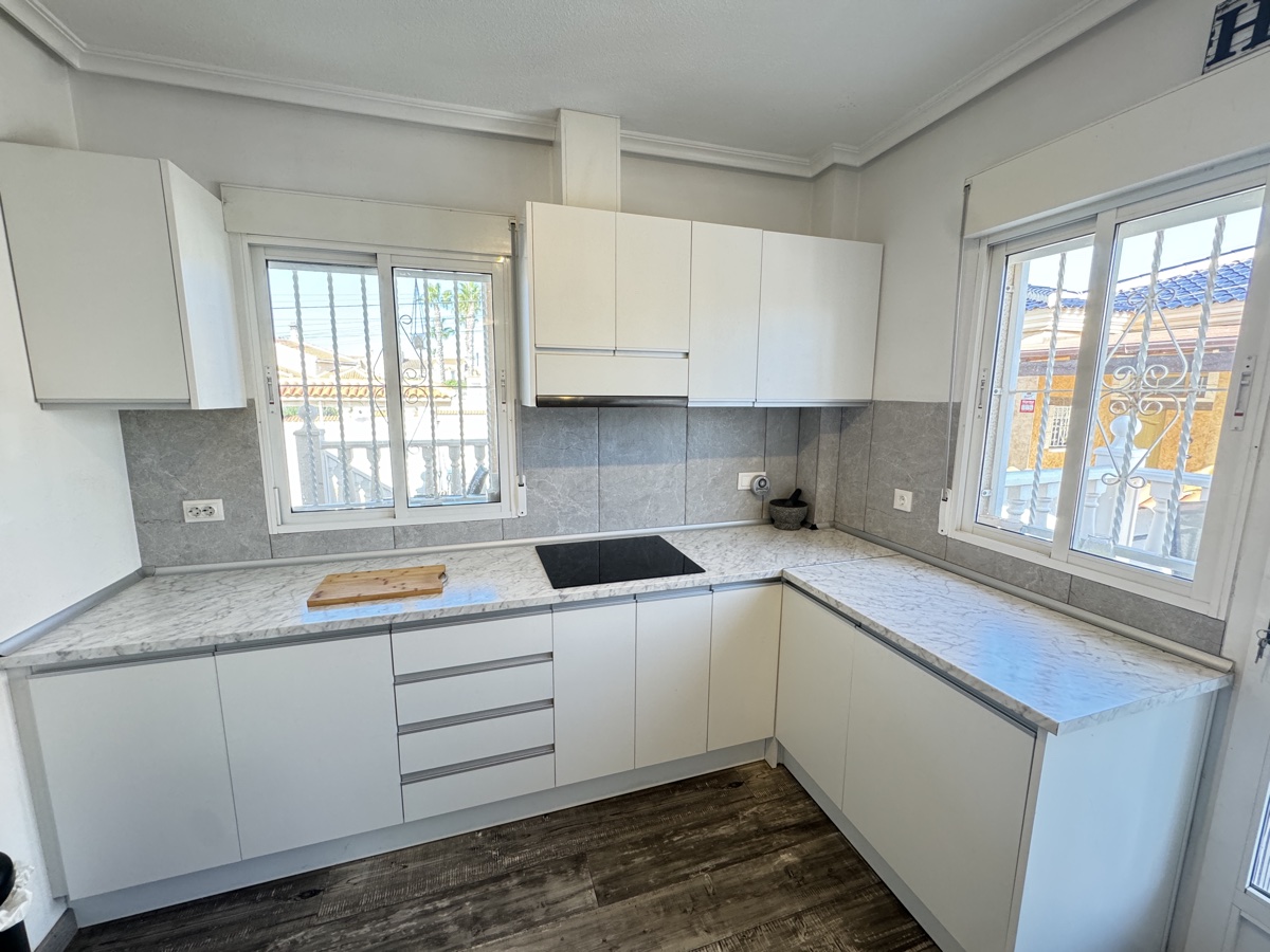 For sale - 4 Bedroom 3 Bathroom Villa in Ciudad Quesada - , Ciudad Quesada, Alicante, Spain - Alicante