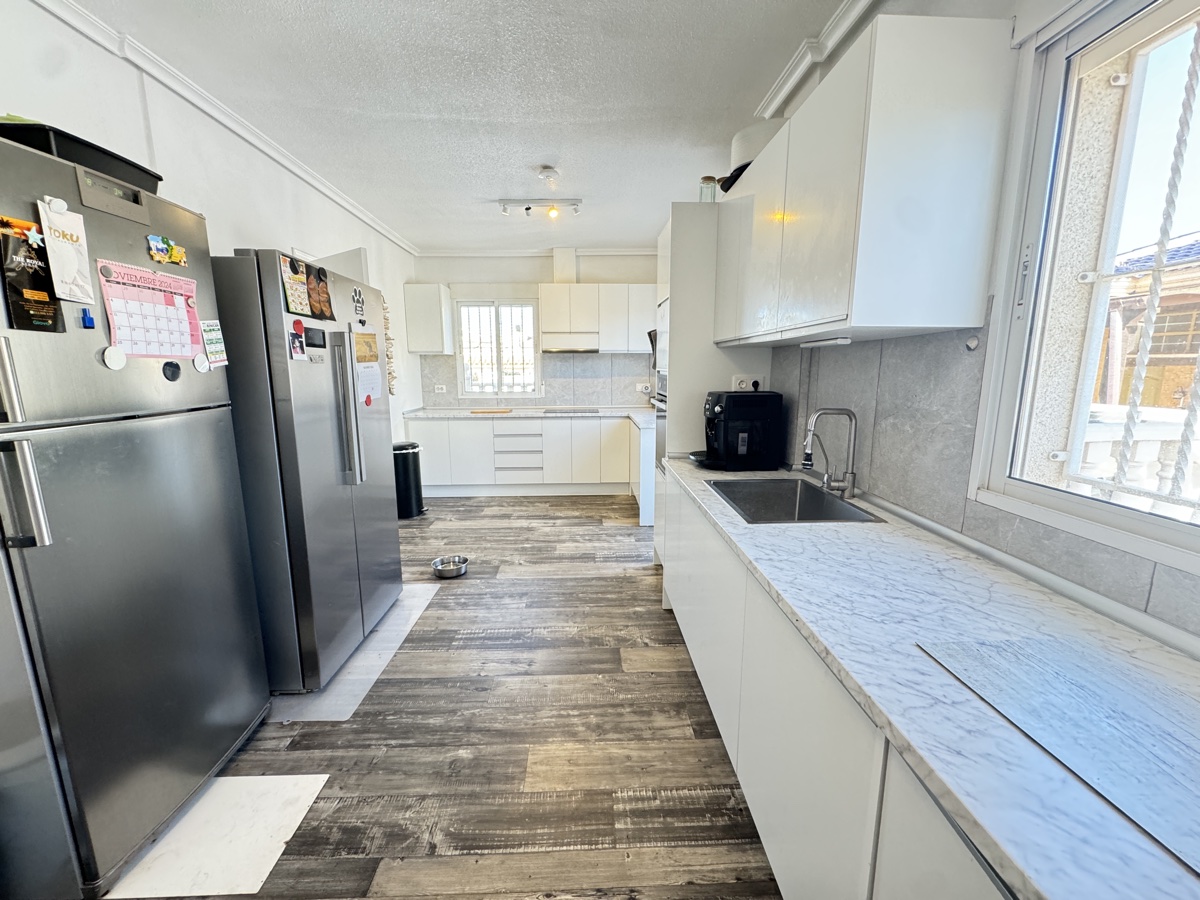 For sale - 4 Bedroom 3 Bathroom Villa in Ciudad Quesada - , Ciudad Quesada, Alicante, Spain - Alicante