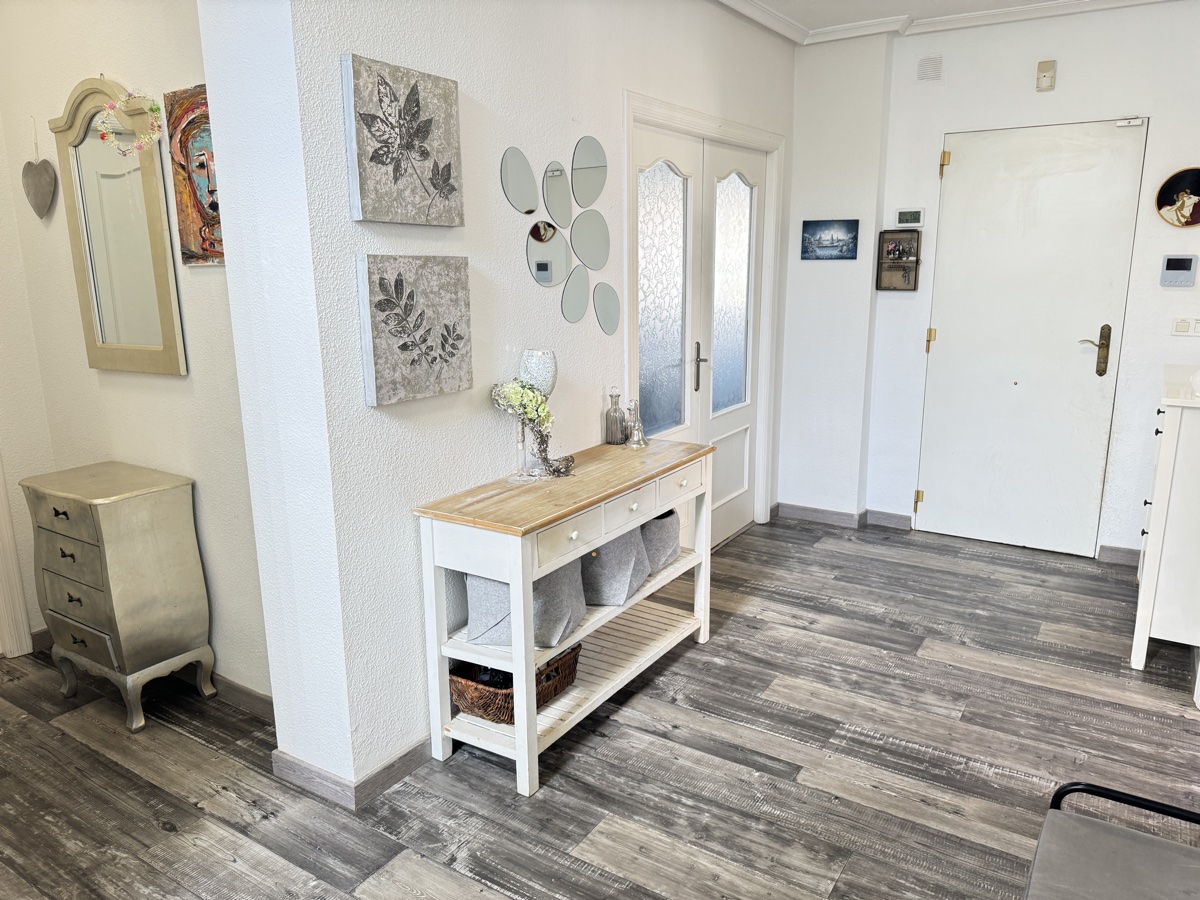 For sale - 4 Bedroom 3 Bathroom Villa in Ciudad Quesada - , Ciudad Quesada, Alicante, Spain - Alicante