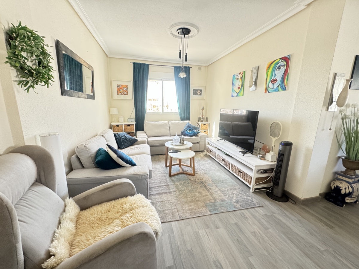 For sale - 4 Bedroom 3 Bathroom Villa in Ciudad Quesada - , Ciudad Quesada, Alicante, Spain - Alicante