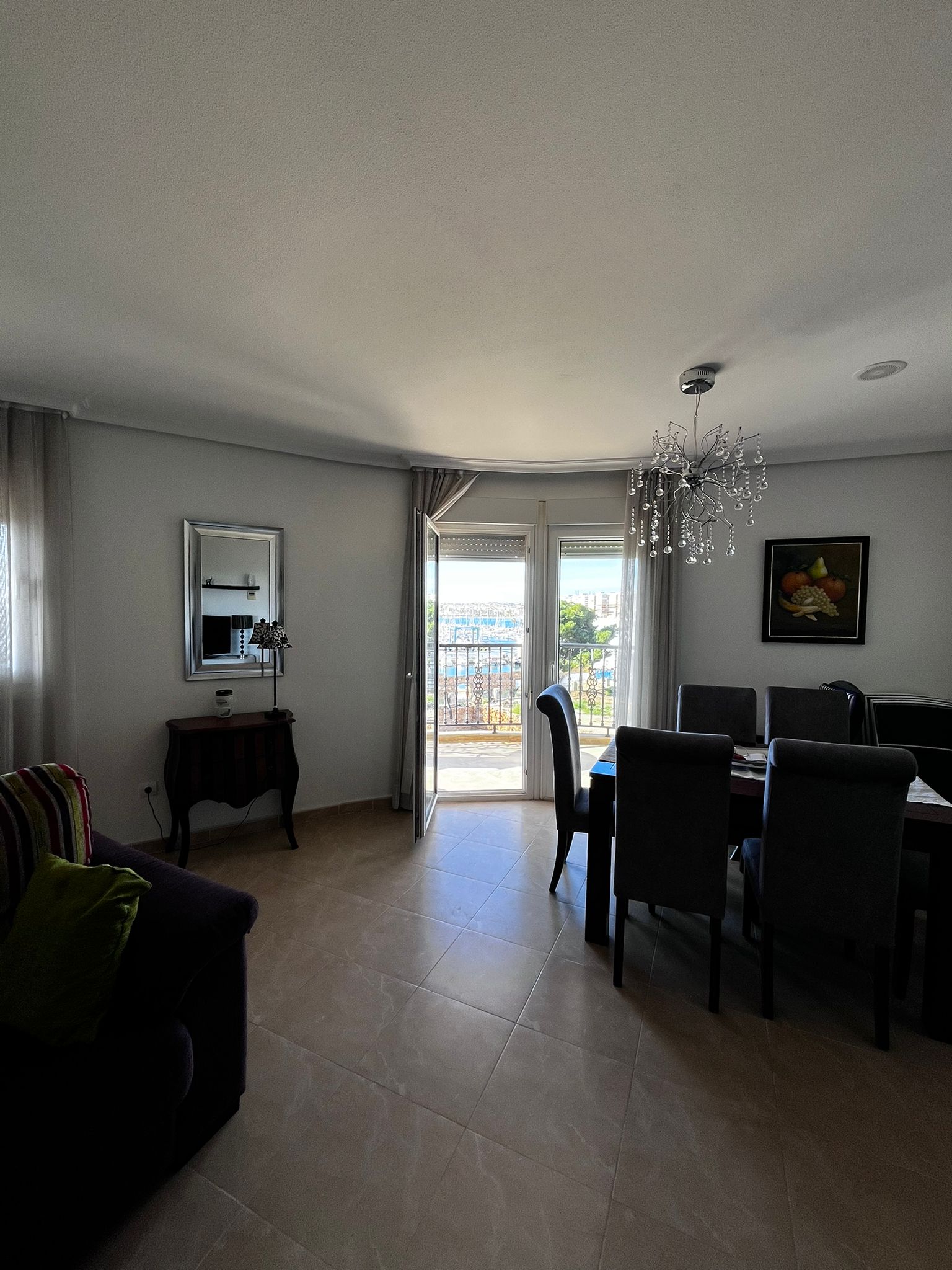 For sale - 3 Bedroom 2 Bathroom Apartment in Torrevieja -  - Alicante