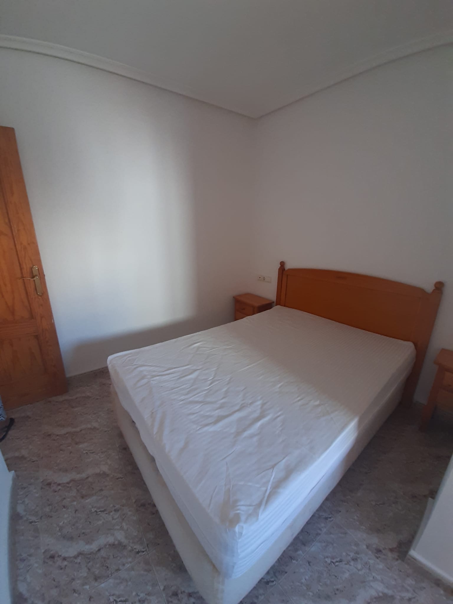 For sale - 2 Bedroom 1 Bathroom Apartment in Torrevieja -  - Alicante