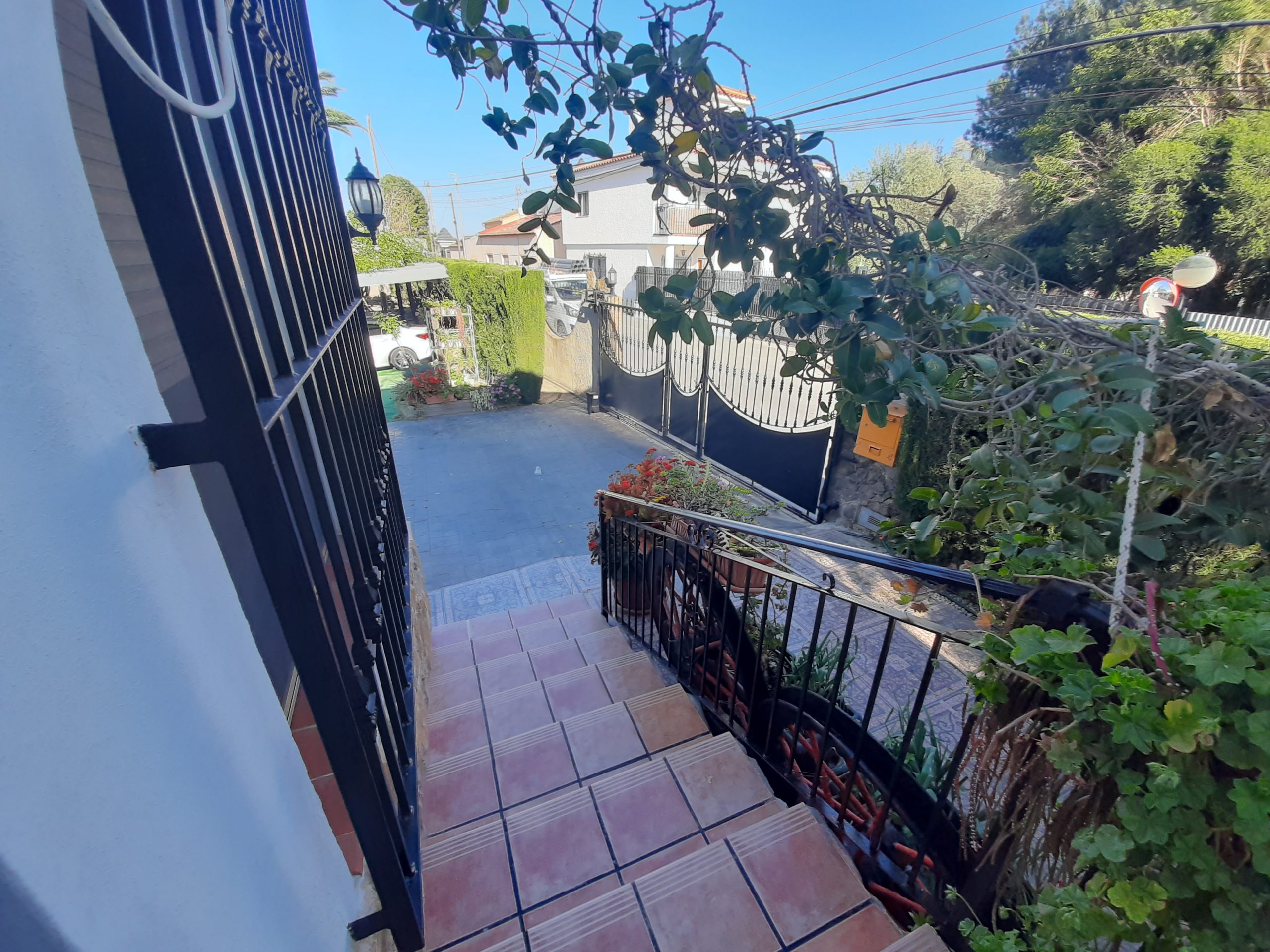 For sale - 8 Bedroom 8 Bathroom  in Orihuela -  - Alicante