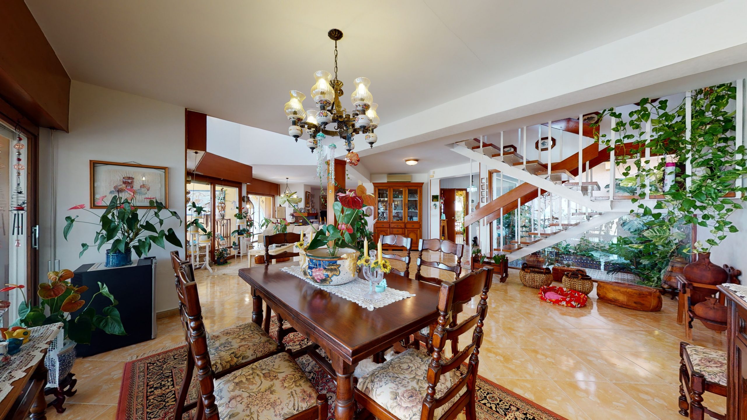 For sale - 8 Bedroom 11 Bathroom  in Orihuela Costa -  - Alicante