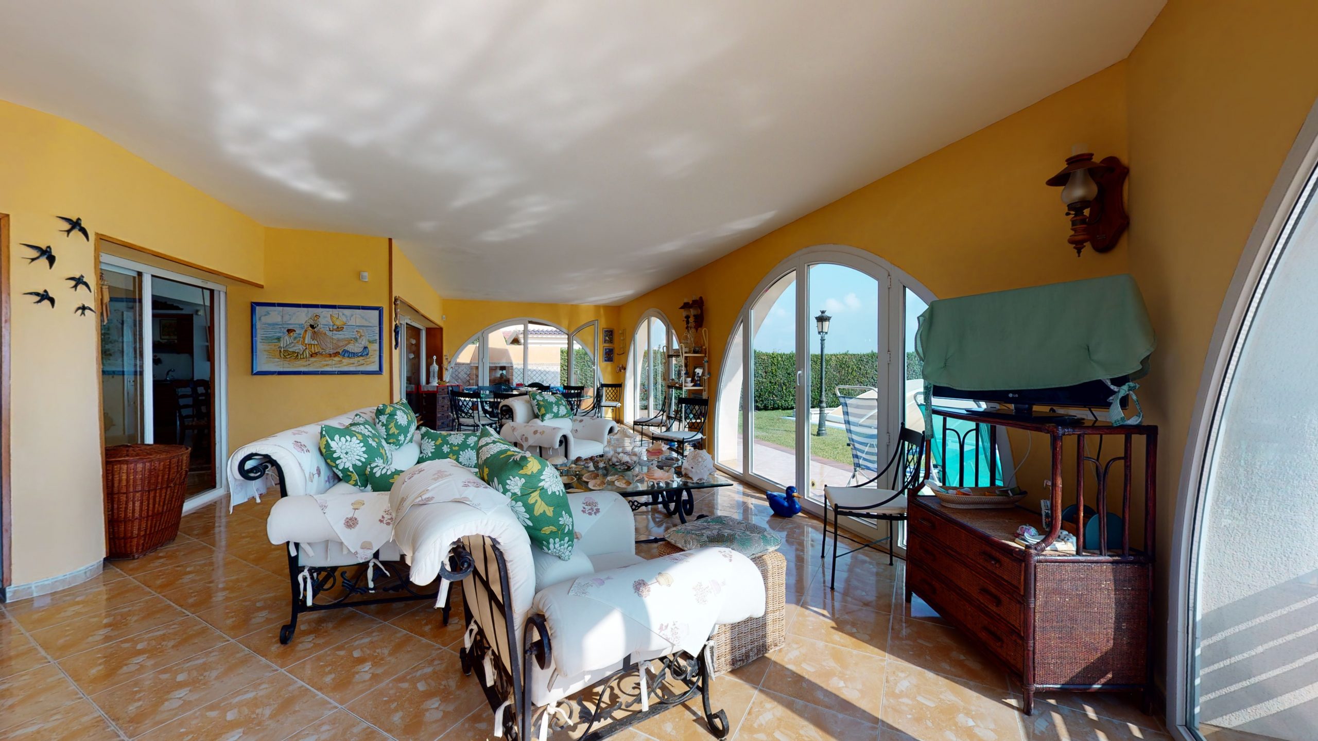 For sale - 8 Bedroom 11 Bathroom  in Orihuela Costa -  - Alicante